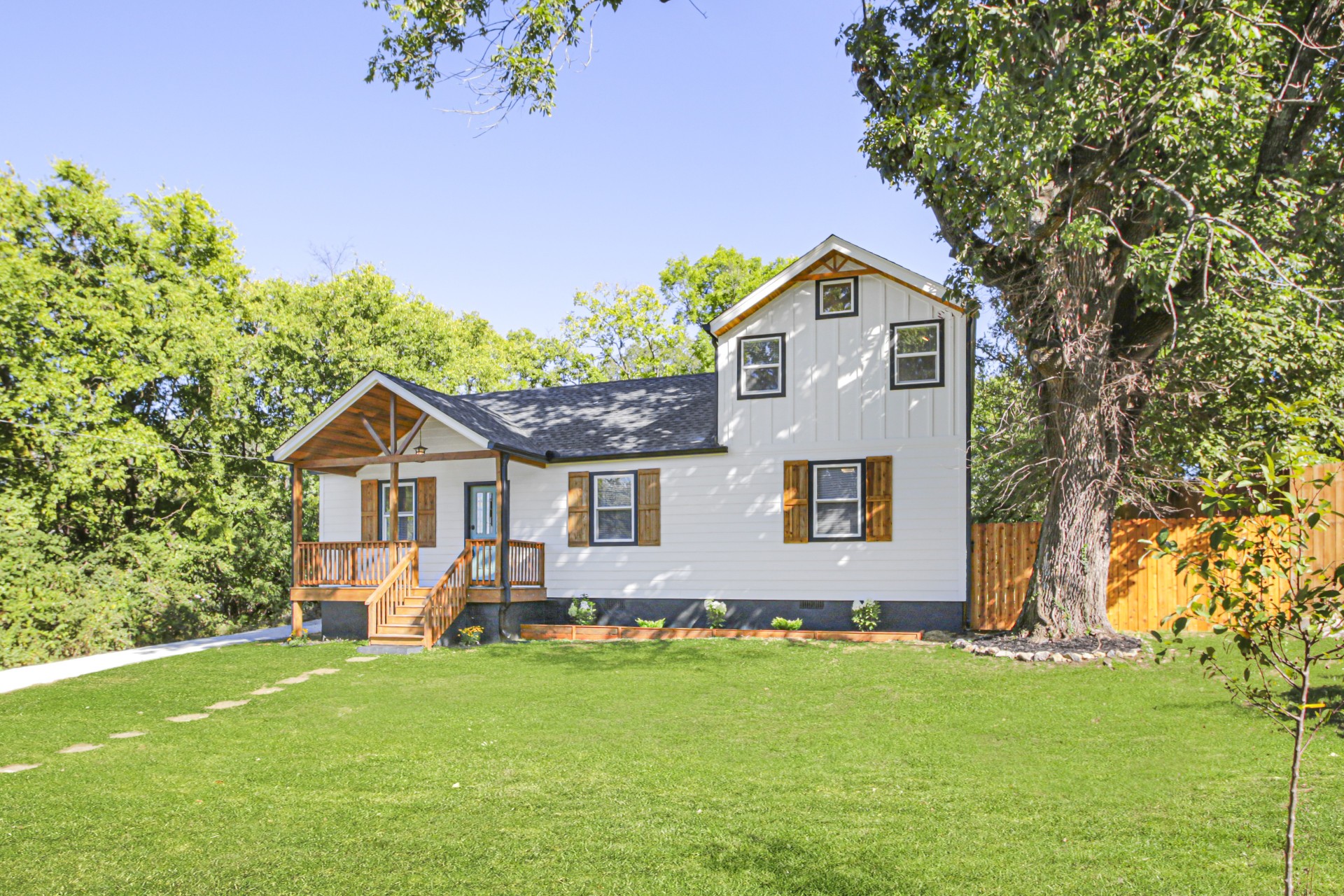 1121 Goldilocks Street Madison, TN 37115 - Photo 1 of 44