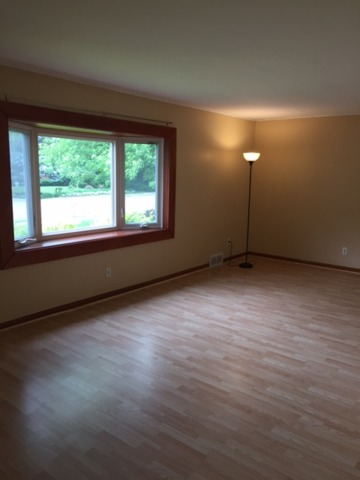 388 West Exchange Street Crete, IL 60417 - Photo 11 of 17