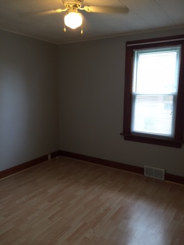 388 West Exchange Street Crete, IL 60417 - Photo 12 of 17