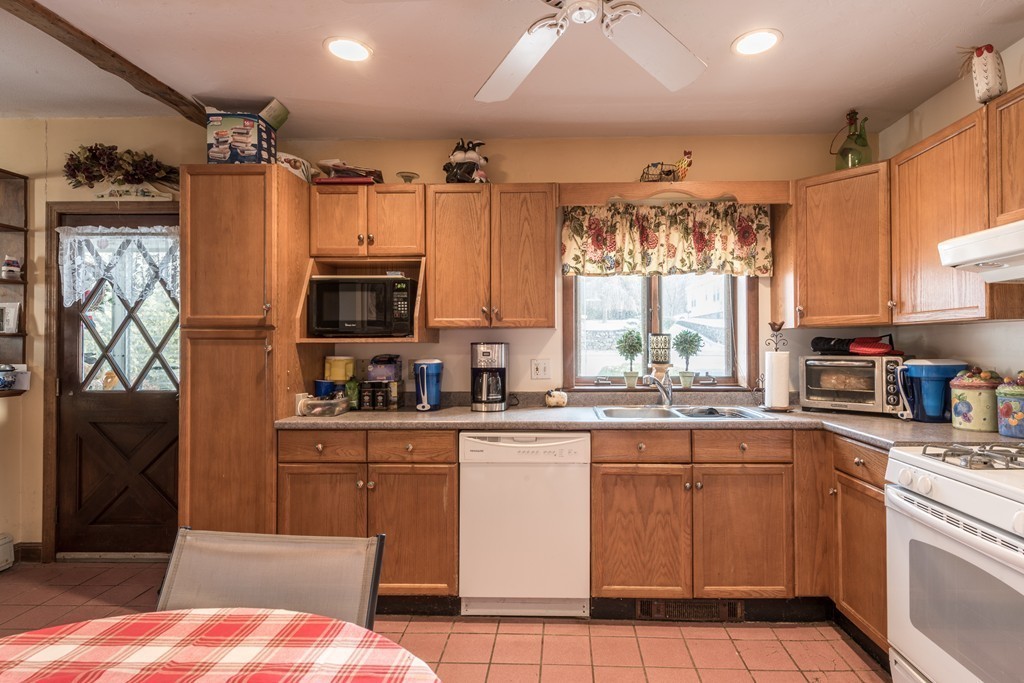 86 Prospect Street Canton, MA 02021 - Photo 12 of 20