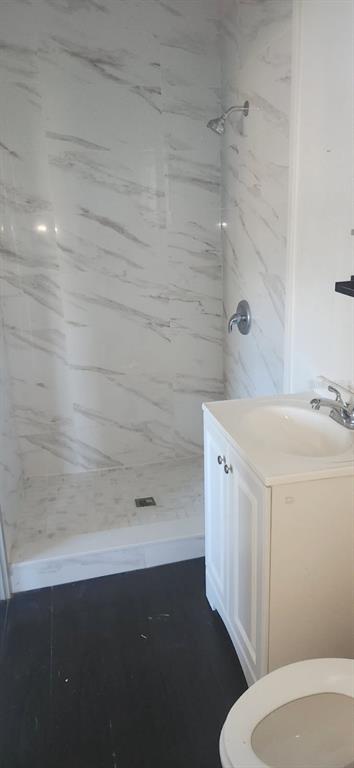 1330 Pine Street Altamonte Springs, FL 32701 - Photo 10 of 13 a bathroom with a sink a toilet and shower