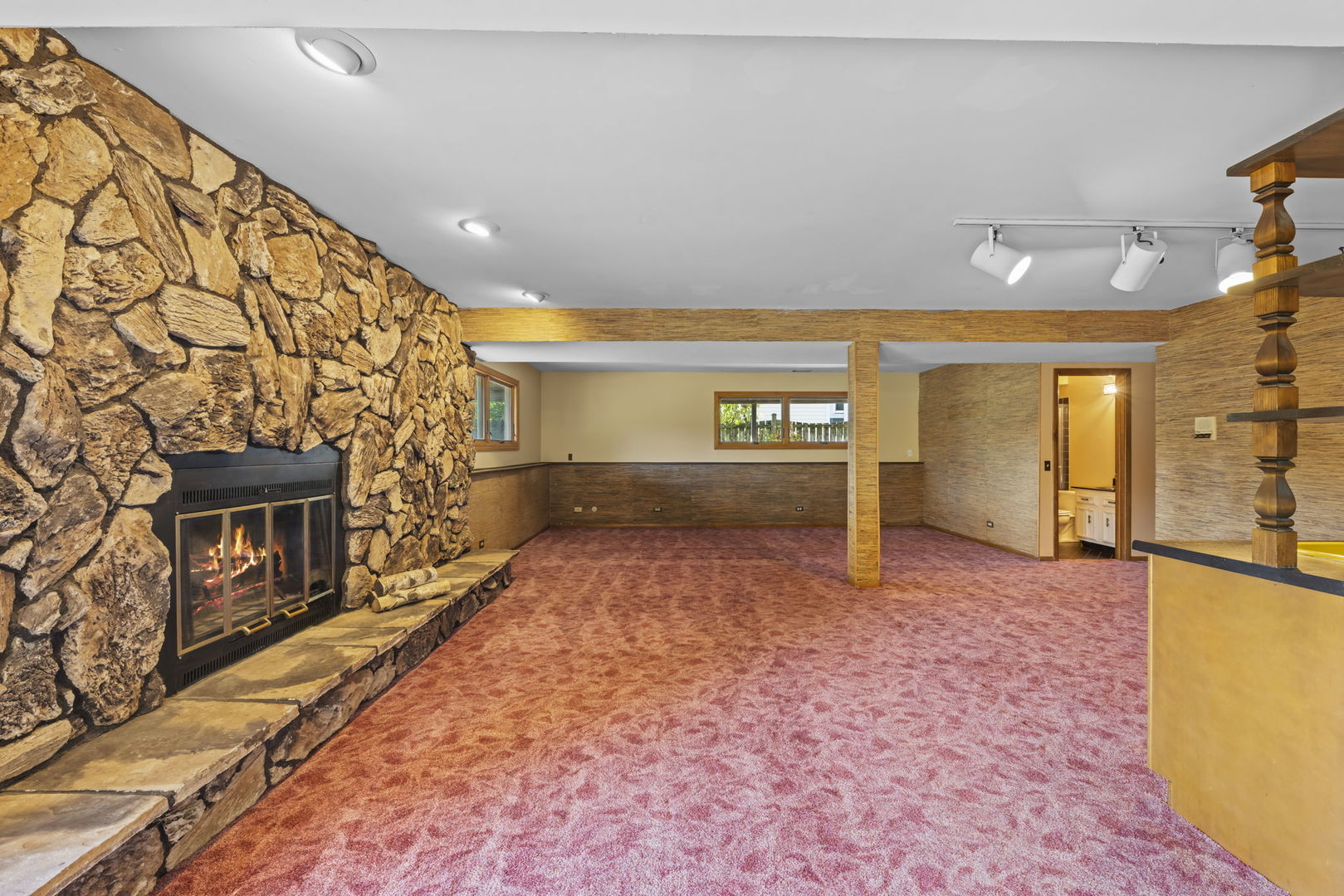 1913 Gladstone Drive Wheaton, IL 60189 - Photo 20 of 40