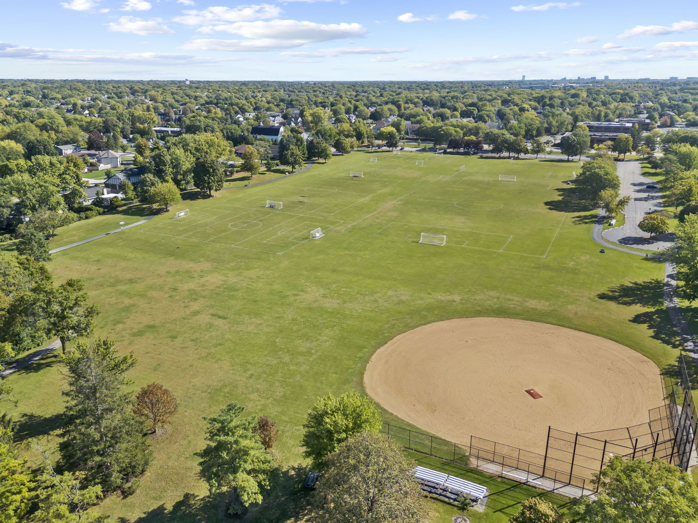 1913 Gladstone Drive Wheaton, IL 60189 - Photo 37 of 40