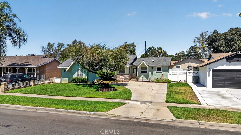 4737 Toyon Road Riverside, CA 92504 - Photo 37 of 45 Frontyard