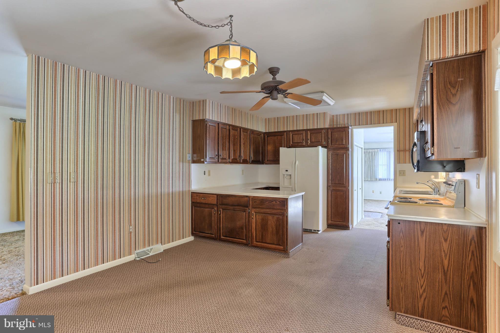 8 Carriage Road Palmyra, PA 17078 - Photo 12 of 34 Gallery Image 12