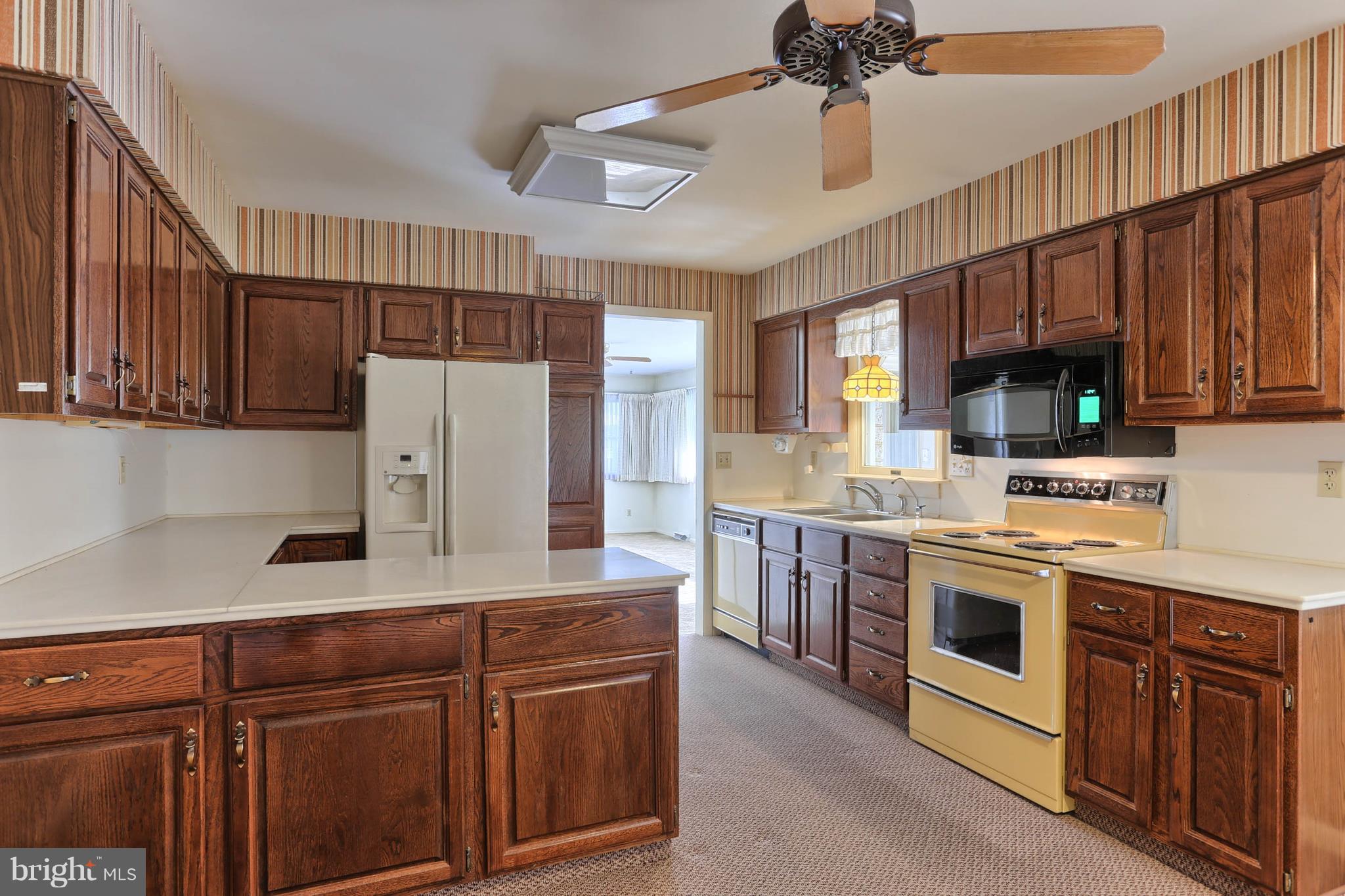 8 Carriage Road Palmyra, PA 17078 - Photo 9 of 34 Gallery Image 9