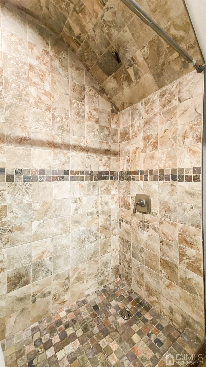 30 Lynnwood Road Edison, NJ 08820 - Photo 20 of 29