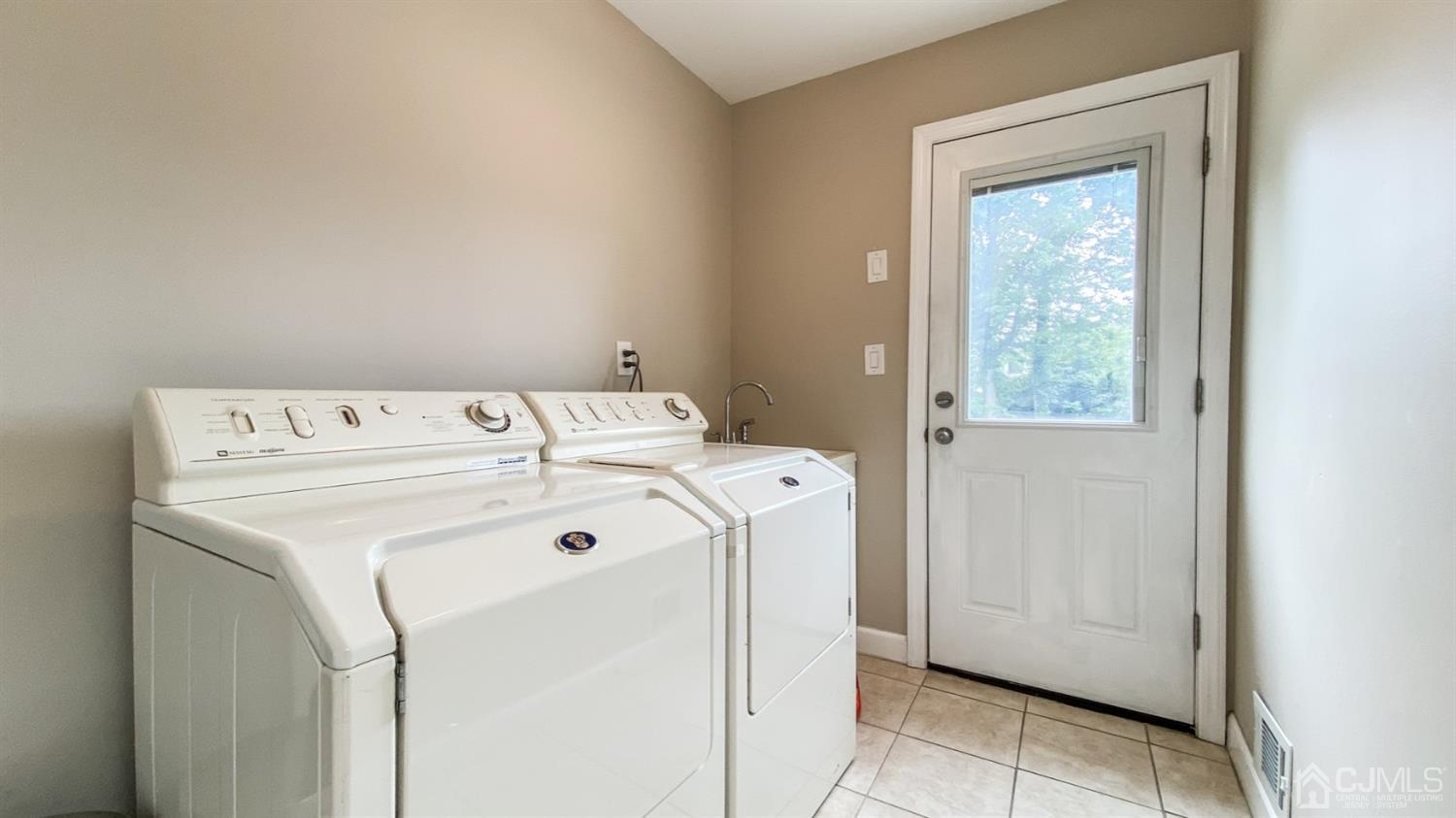30 Lynnwood Road Edison, NJ 08820 - Photo 23 of 29