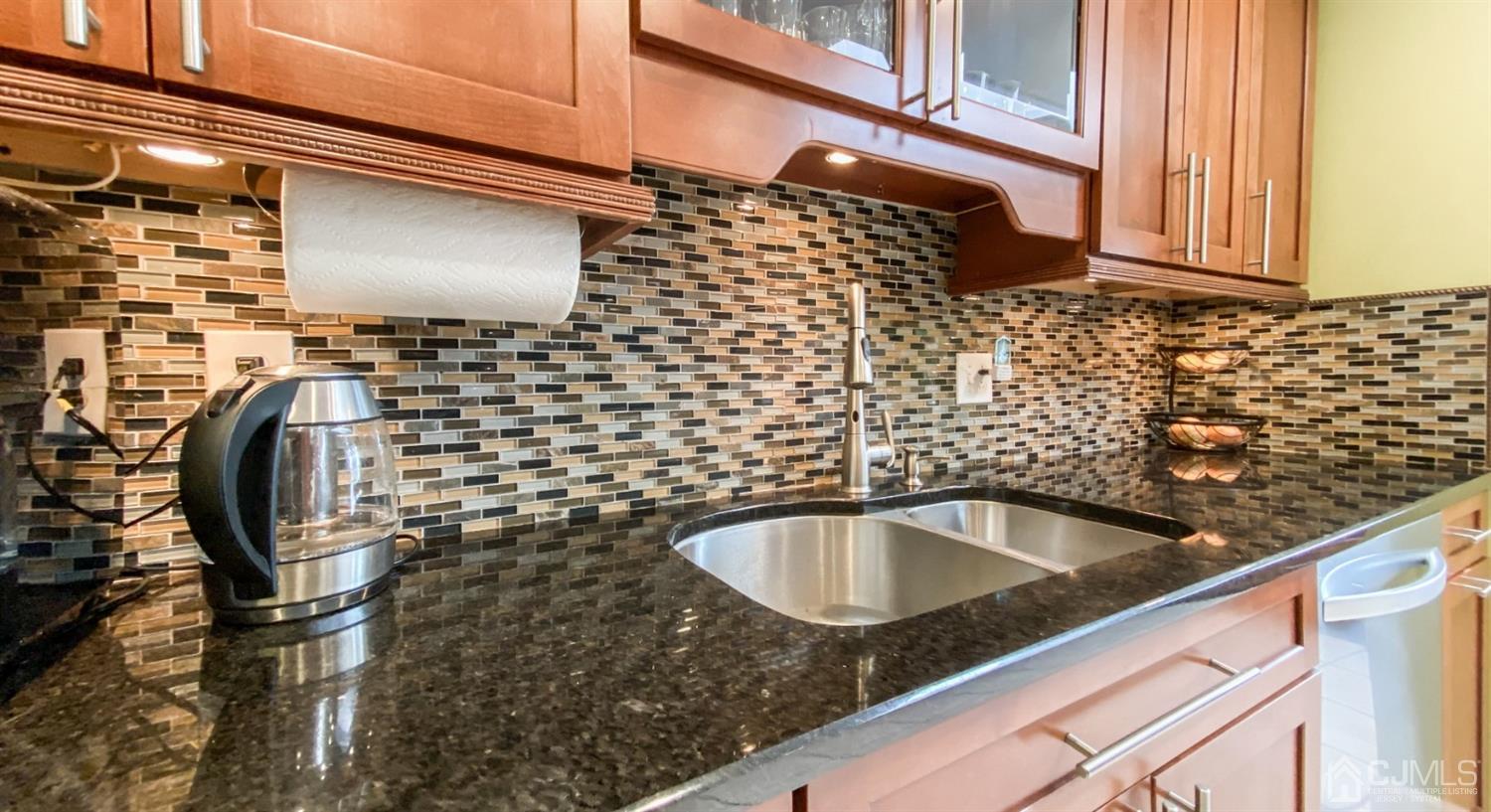 30 Lynnwood Road Edison, NJ 08820 - Photo 7 of 29