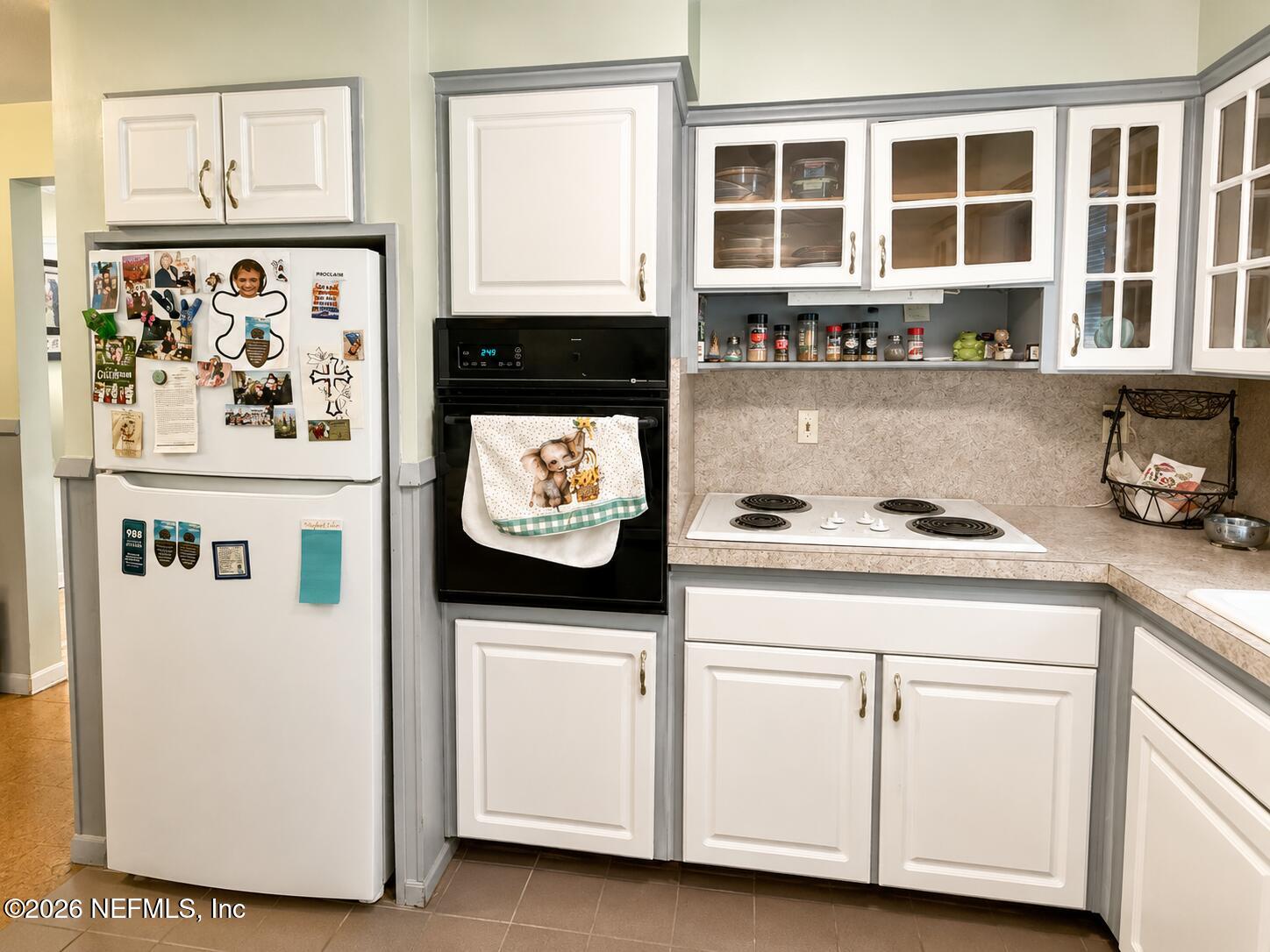 2951 Sandhurst Road East Jacksonville, FL 32277 - Photo 7 of 18 Kitchen