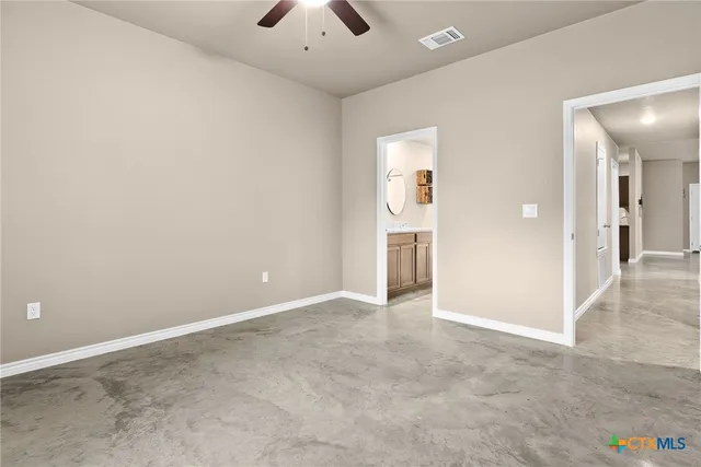 $1,400 | 2011 Wood Street, Killeen, TX 76541