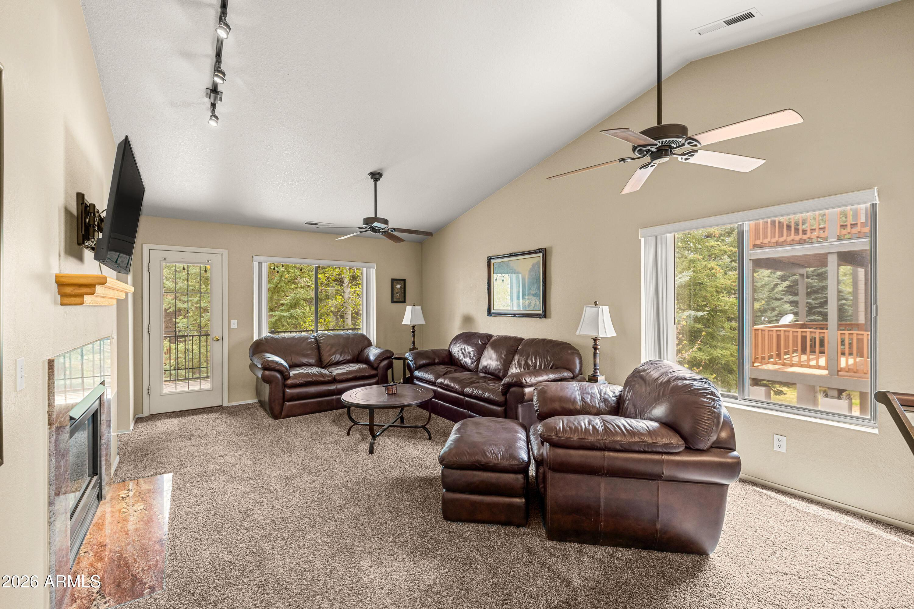 6475 East Settlers Run Road, Unit 14 Flagstaff, AZ 86004 - Photo 9 of 30 Living Area