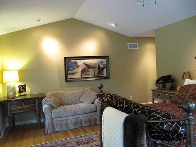6735 Dover Road Indianapolis, IN 46220 - Photo 8 of 15 Gallery Image 8