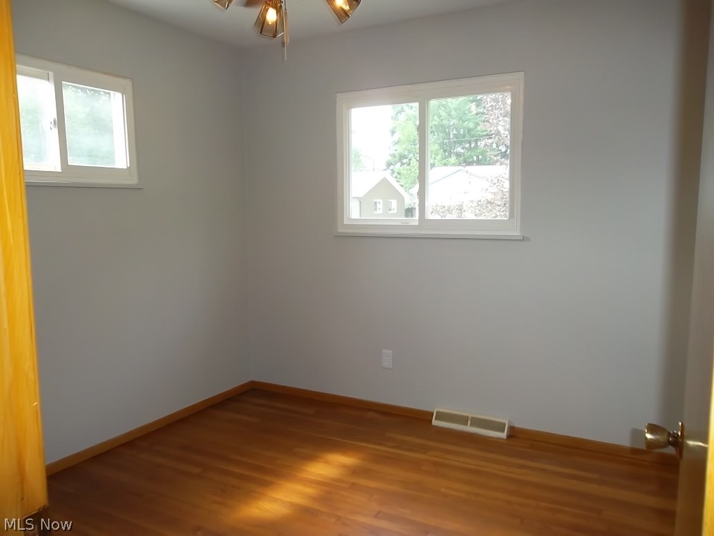 30018 Vineyard Road Willowick, OH 44095 - Photo 18 of 29