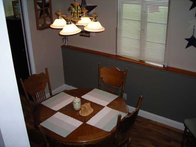 185 Deerfield Road Columbus, OH 43228 - Photo 3 of 10 Gallery Image 3