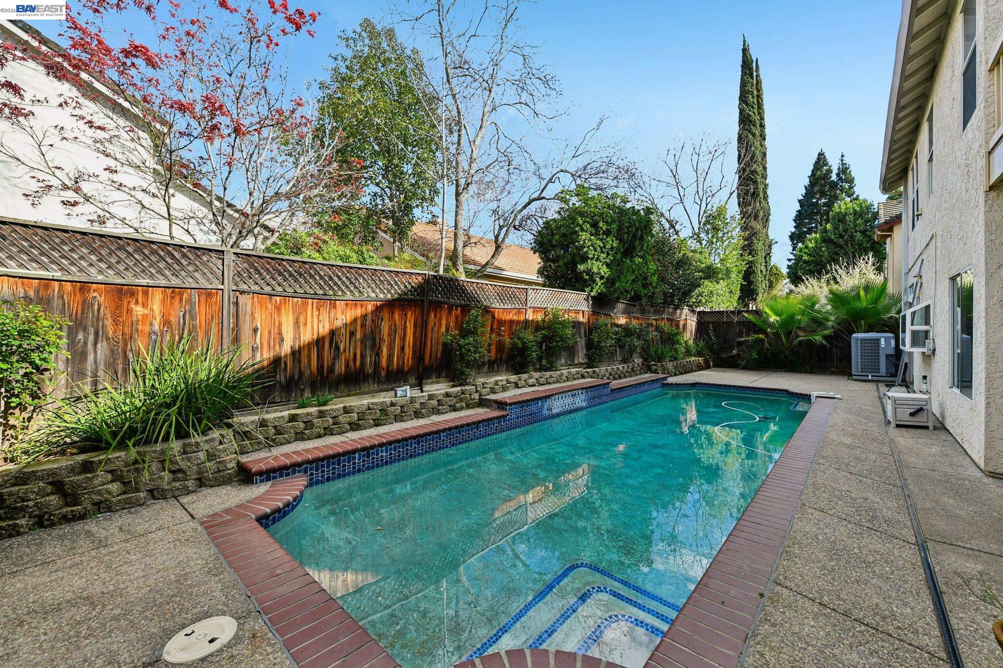 110 Conductor Way Folsom, CA 95630 - Photo 1 of 27