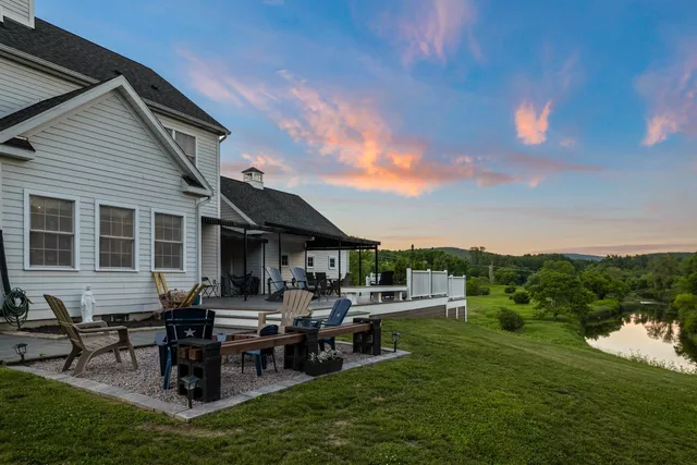 $999,000 | 4 Black Bear Court, Lebanon, NH 03784