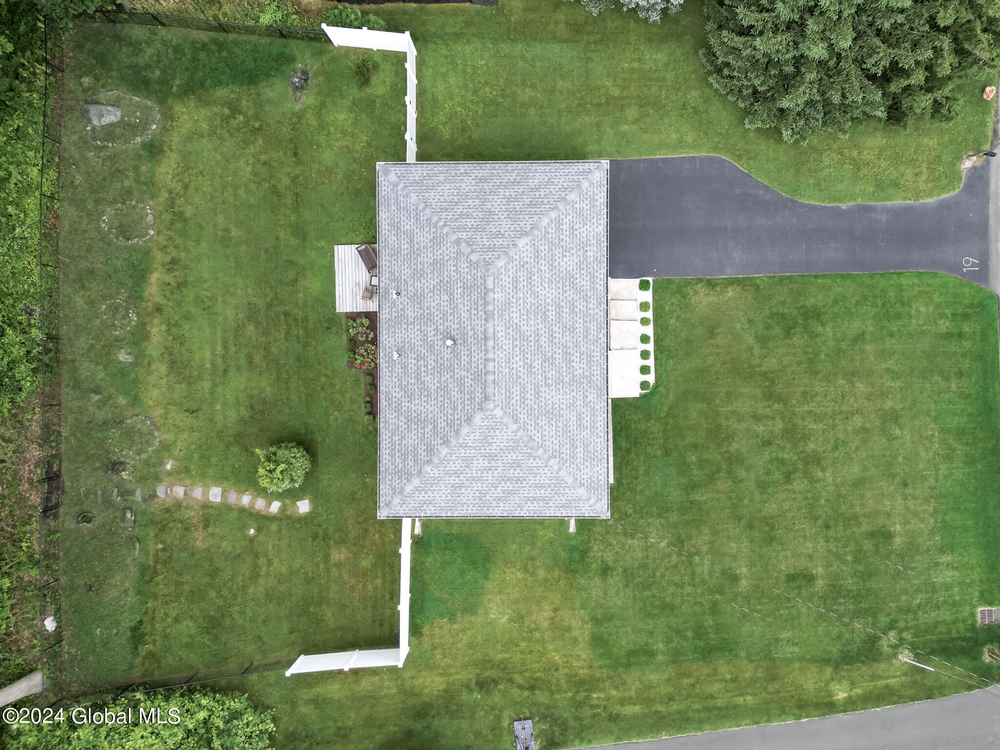 19 Eberle Road Colonie, NY 12110 - Photo 58 of 64 Exteriors-08