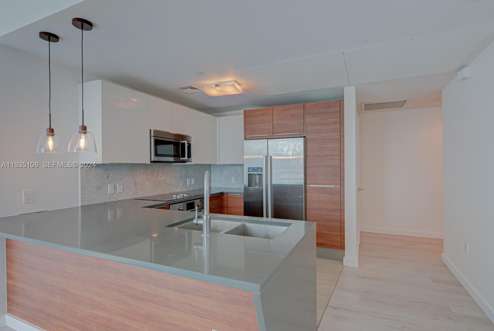 601 Northeast 27th Street, Unit 1502 Miami, FL 33137 - Photo 4 of 61
