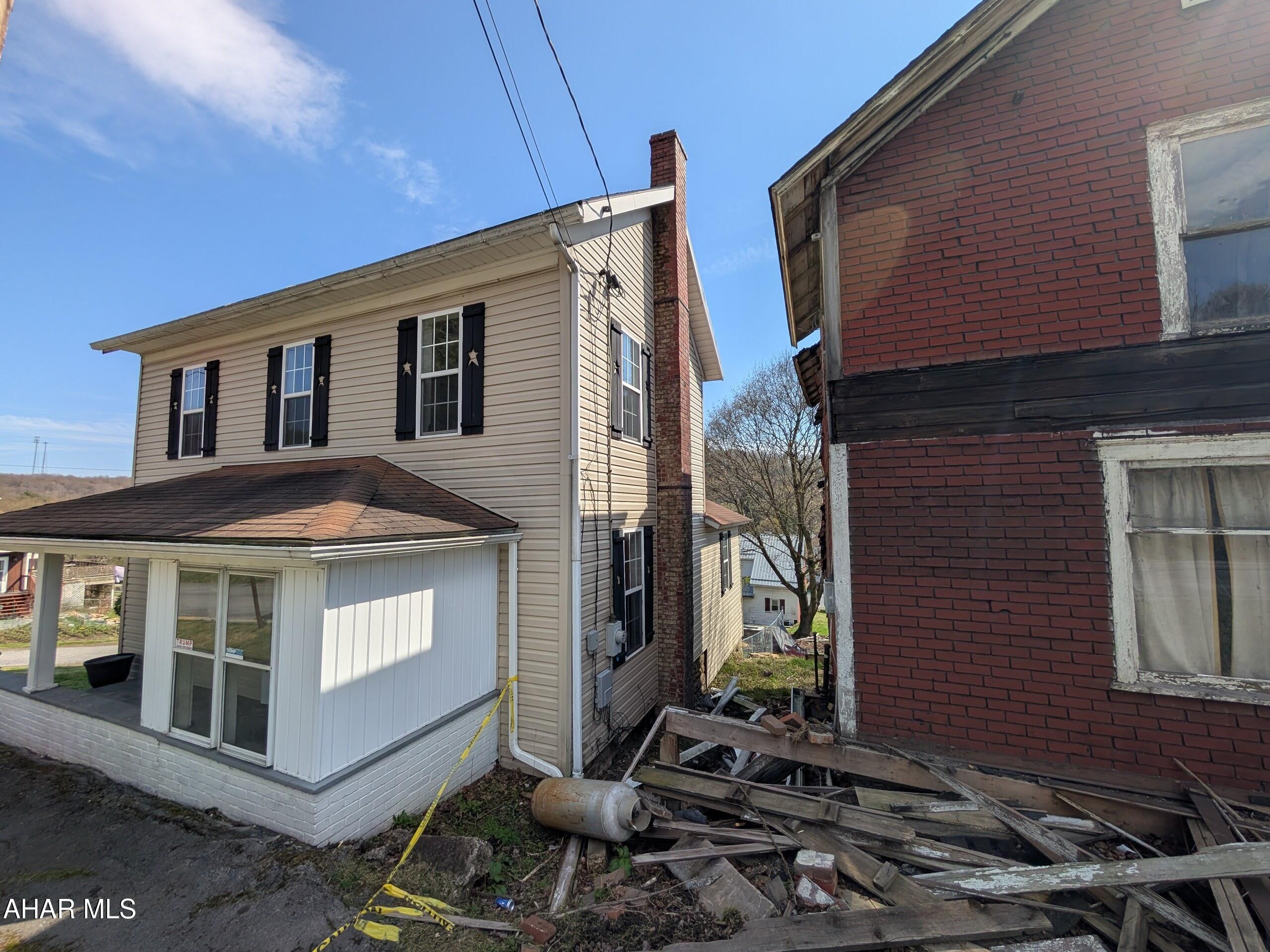 809 Beech Avenue Patton, PA 16668 - Photo 2 of 29