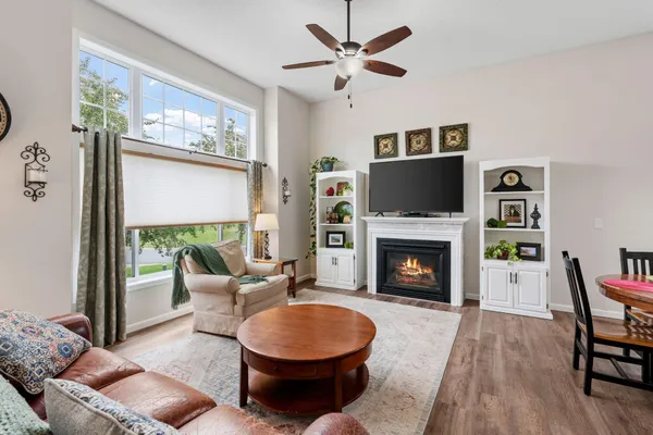 $345,000 | 15685 Chestnut Way, Rosemount, MN 55068