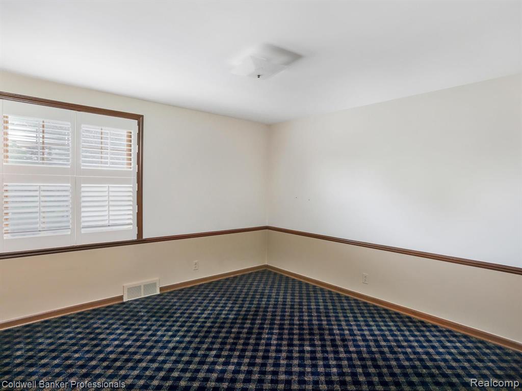 65 South Duval Road Grosse Pointe Shores, MI 48236 - Photo 26 of 40