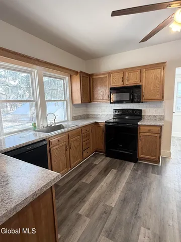 $585,000 | 236 Glenmont Road, Bethlehem, NY 12077