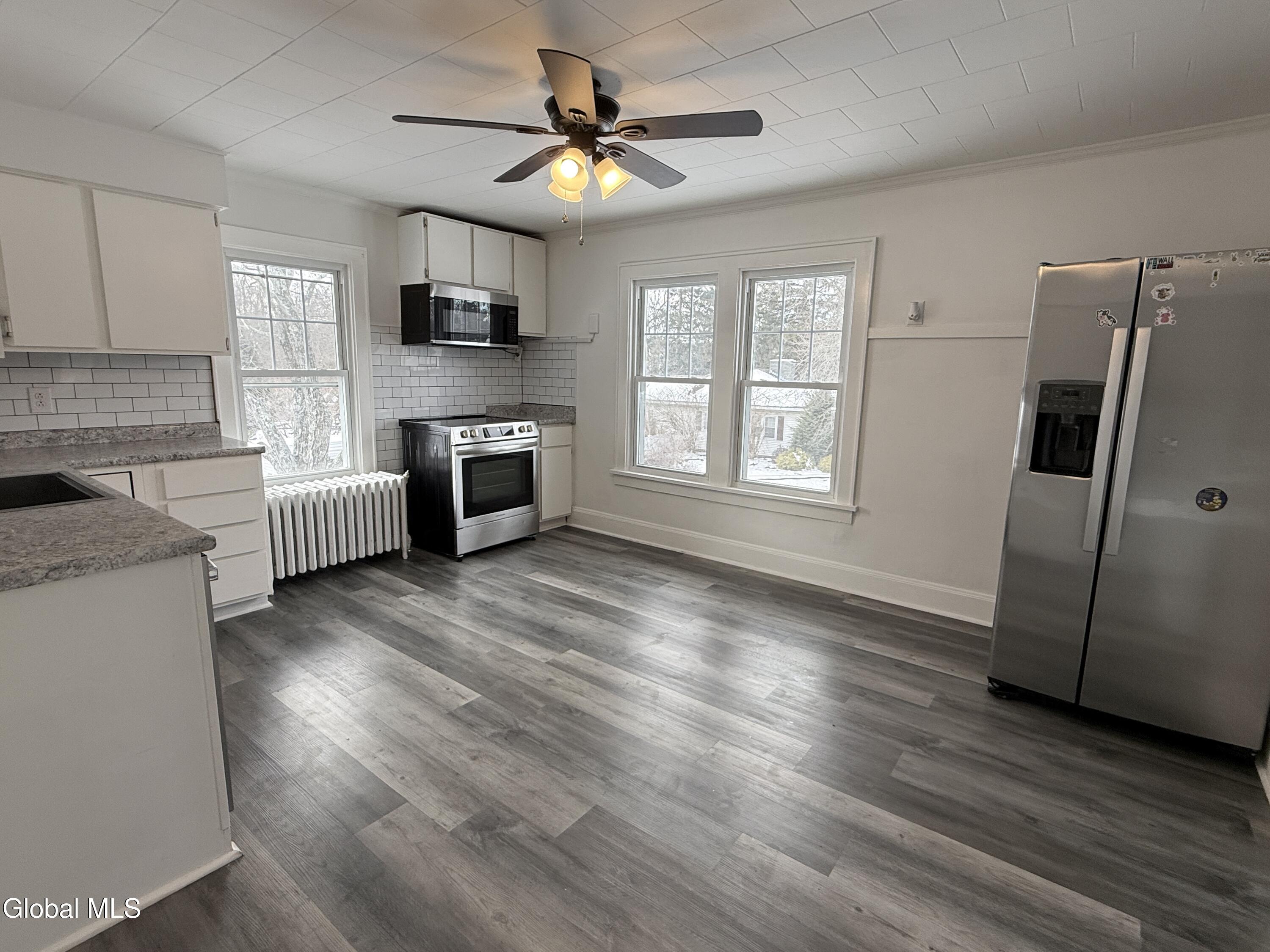 236 Glenmont Road Bethlehem, NY 12077 - Photo 27 of 55 Photo Dec 12 2025, 12 52 41 PM