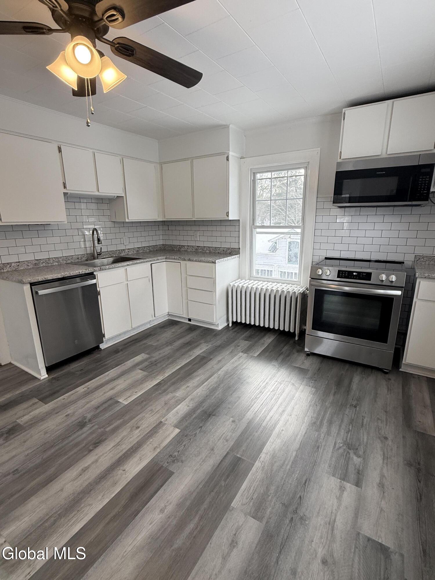 236 Glenmont Road Bethlehem, NY 12077 - Photo 28 of 55 Photo Dec 12 2025, 12 52 49 PM