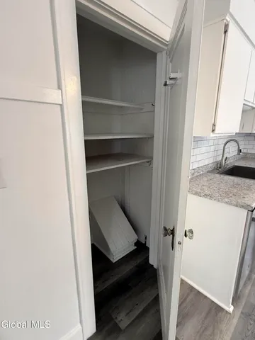 $585,000 | 236 Glenmont Road, Bethlehem, NY 12077