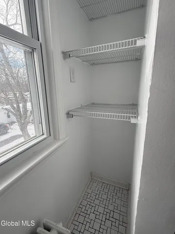 $585,000 | 236 Glenmont Road, Bethlehem, NY 12077