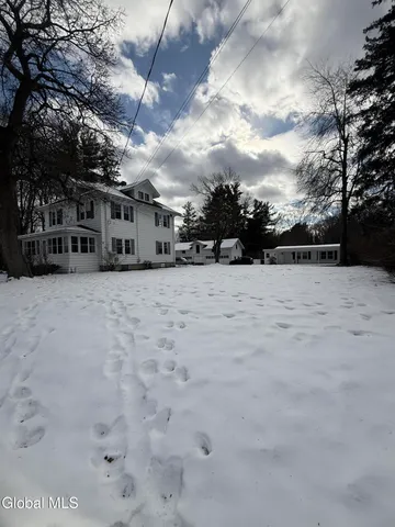 $585,000 | 236 Glenmont Road, Bethlehem, NY 12077