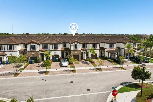 $556,000 | 18431 Northwest 89th Court, Hialeah, FL 33018