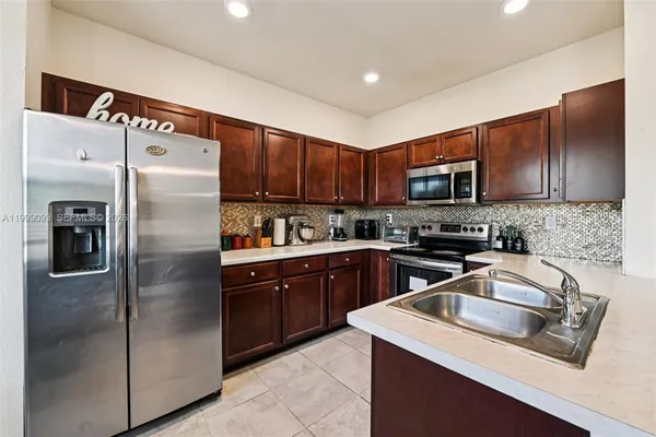 $556,000 | 18431 Northwest 89th Court, Hialeah, FL 33018