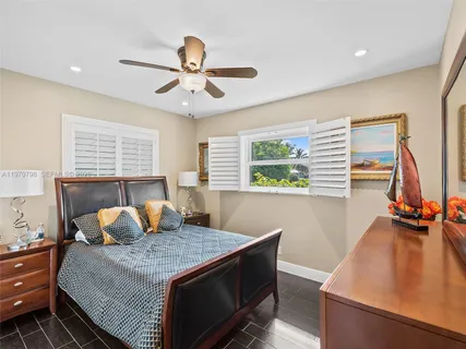 $1,089,000 | 4231 Northeast 16th Avenue, Oakland Park, FL 33334
