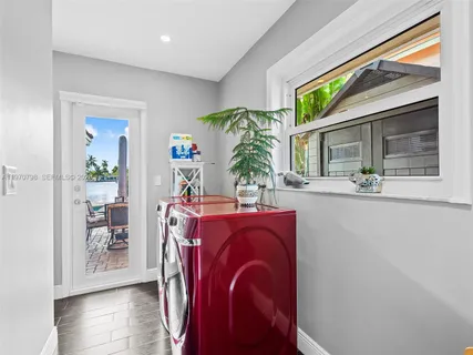 $1,089,000 | 4231 Northeast 16th Avenue, Oakland Park, FL 33334