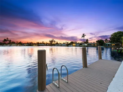 $1,149,000 | 4231 Northeast 16th Avenue, Oakland Park, FL 33334