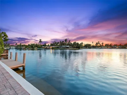 $1,089,000 | 4231 Northeast 16th Avenue, Oakland Park, FL 33334