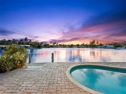 $1,089,000 | 4231 Northeast 16th Avenue, Oakland Park, FL 33334