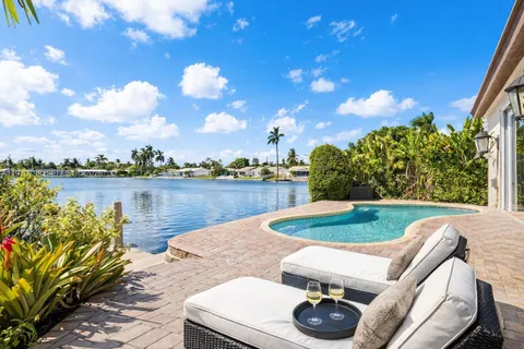 $1,089,000 | 4231 Northeast 16th Avenue, Oakland Park, FL 33334