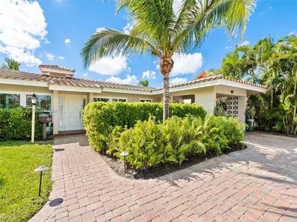 $1,089,000 | 4231 Northeast 16th Avenue, Oakland Park, FL 33334