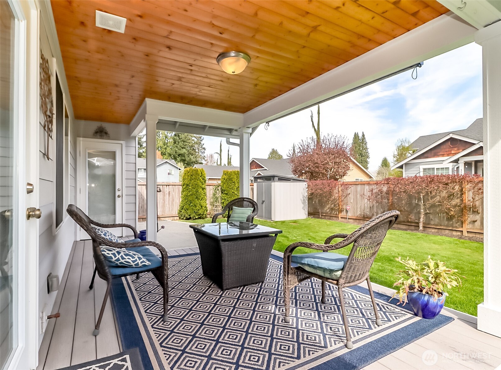 315 Dennis Way Monroe, WA 98272 - Photo 32 of 37 a outdoor space with furniture