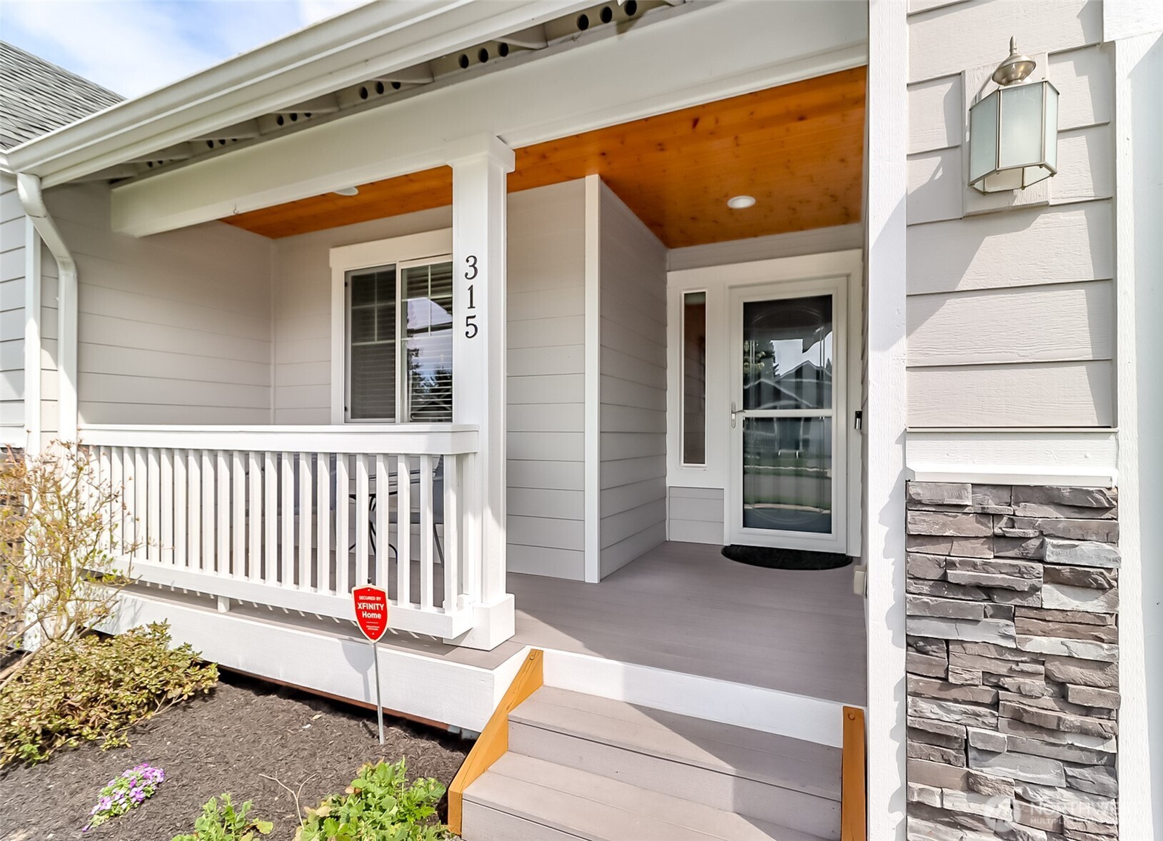 315 Dennis Way Monroe, WA 98272 - Photo 36 of 37 front view of a house with a porch
