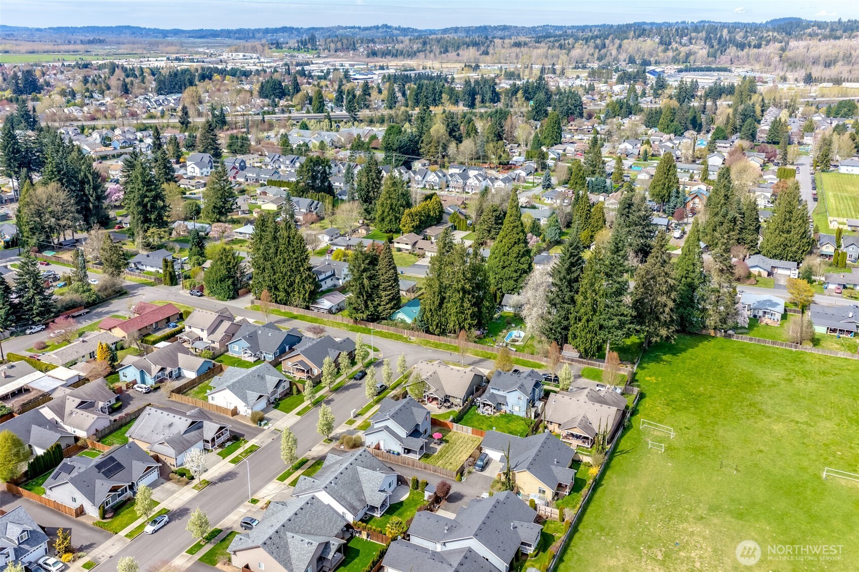 315 Dennis Way Monroe, WA 98272 - Photo 4 of 37 an aerial view of multiple house
