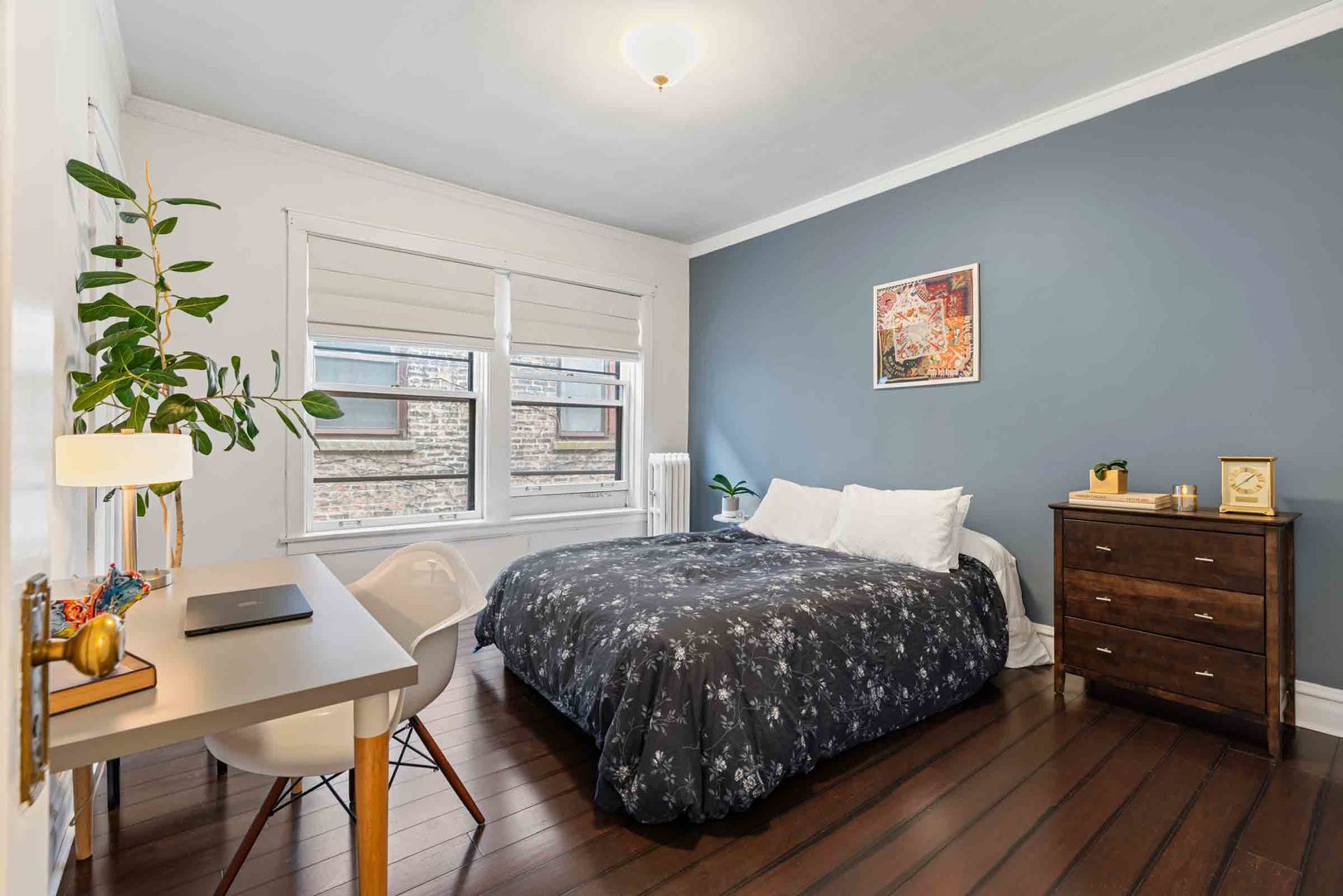 556 West Roscoe Street, Unit 3 Chicago, IL 60657 - Photo 16 of 27