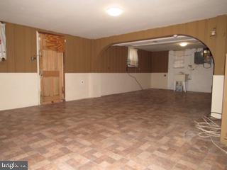 913 Stamford Road Baltimore, MD 21229 - Photo 11 of 24