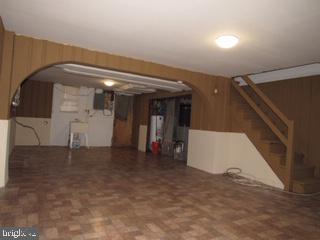 913 Stamford Road Baltimore, MD 21229 - Photo 13 of 24