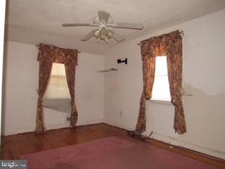 913 Stamford Road Baltimore, MD 21229 - Photo 17 of 24