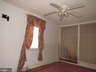 913 Stamford Road Baltimore, MD 21229 - Photo 18 of 24