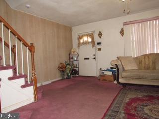 913 Stamford Road Baltimore, MD 21229 - Photo 5 of 24